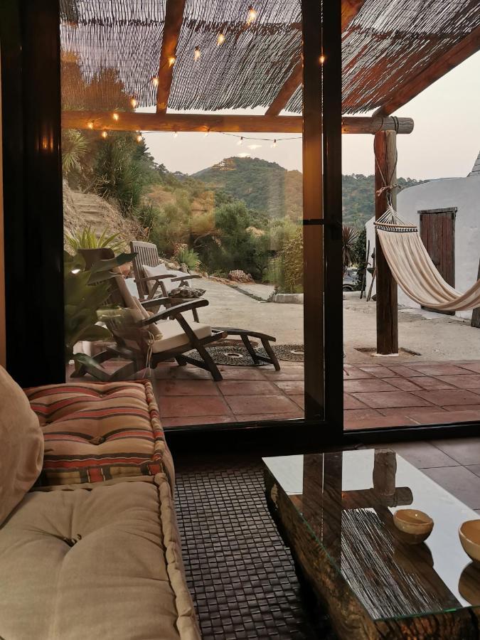 Naturaleza Y Arte En La Casa Del Molino 헤날과실 외부 사진